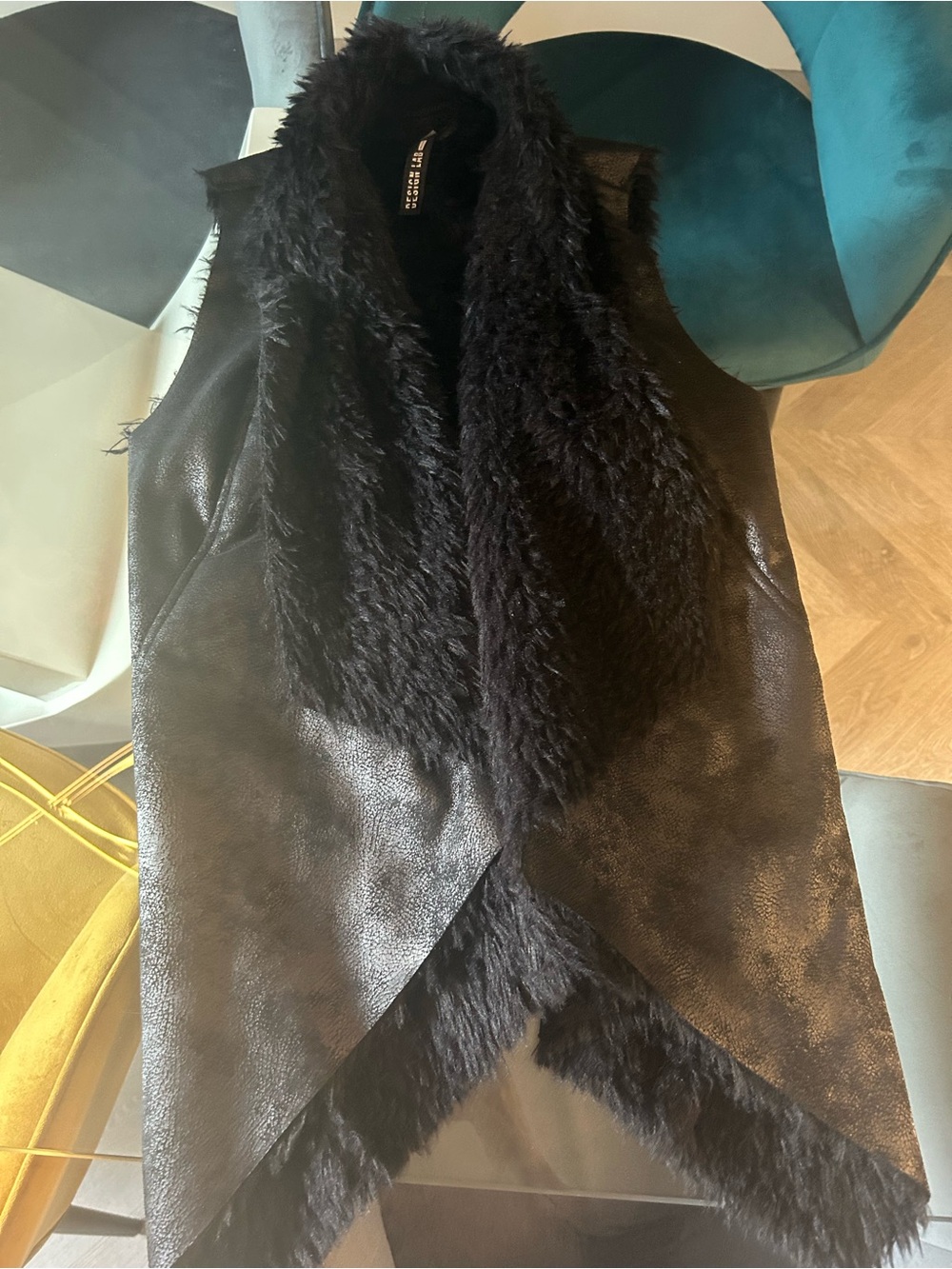 Design Lab Lord & Taylor Black Faux Shearling Vest